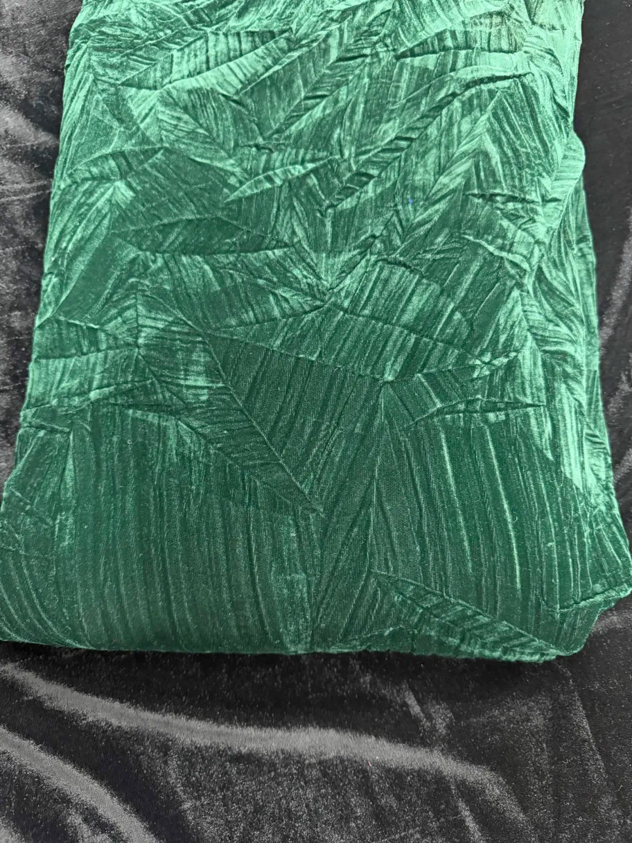 Crushed velvet (Textured finish)