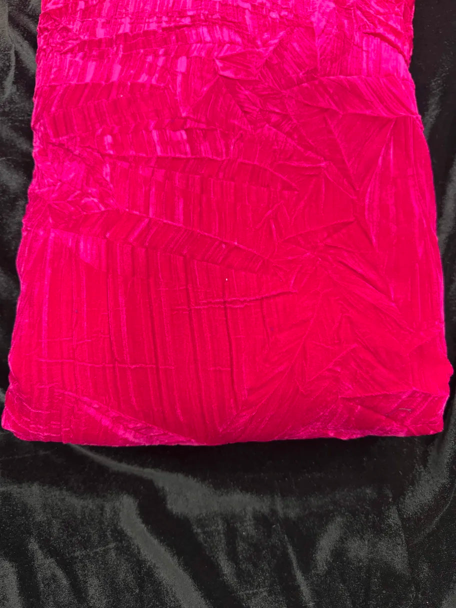 Crushed velvet (Textured finish)