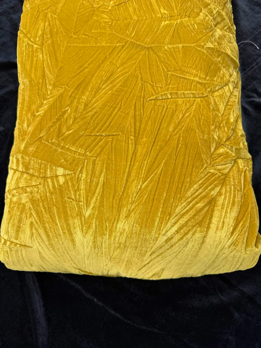 Crushed velvet (Textured finish)